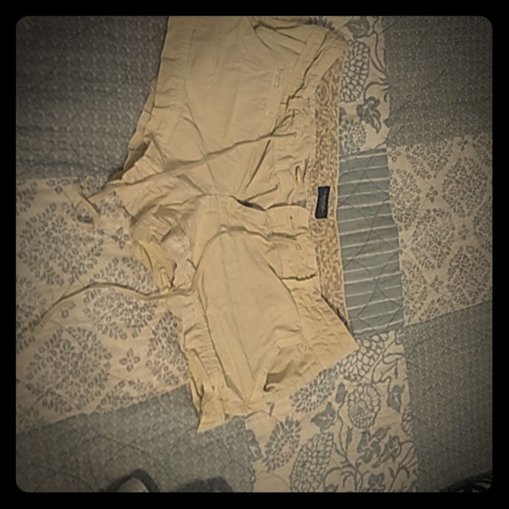 American Eagle short shorts